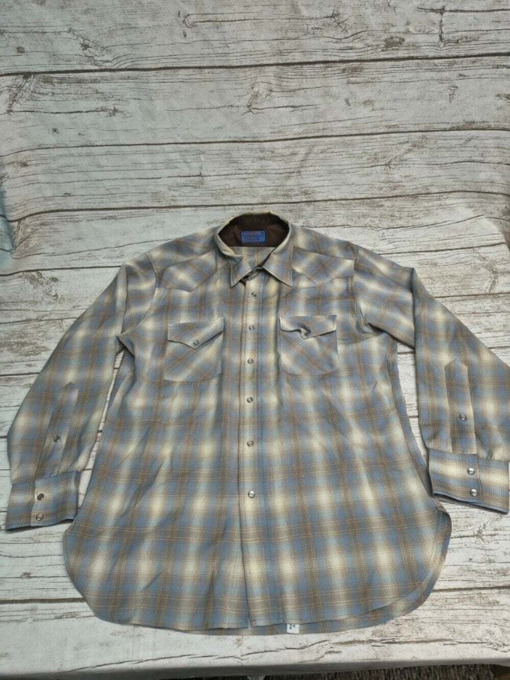 Vintage Pendleton Plaid 100% Virgin Wool PEarl Snap Made in USA Size Large